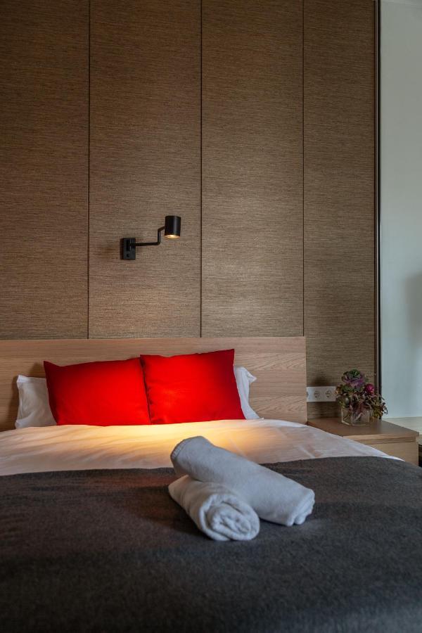 Panoramic Comfort In The Luxurious Green District! Budapest Esterno foto