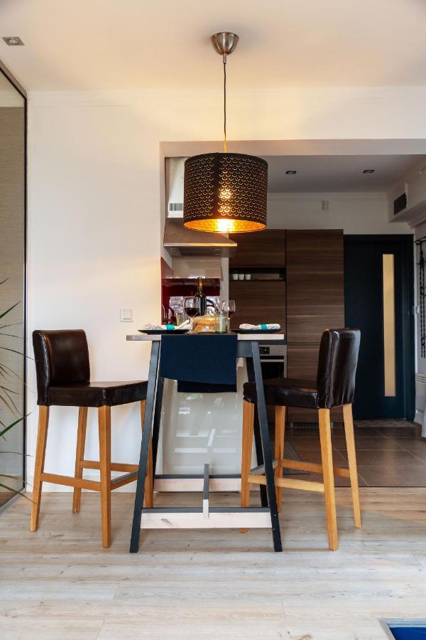 Panoramic Comfort In The Luxurious Green District! Budapest Esterno foto