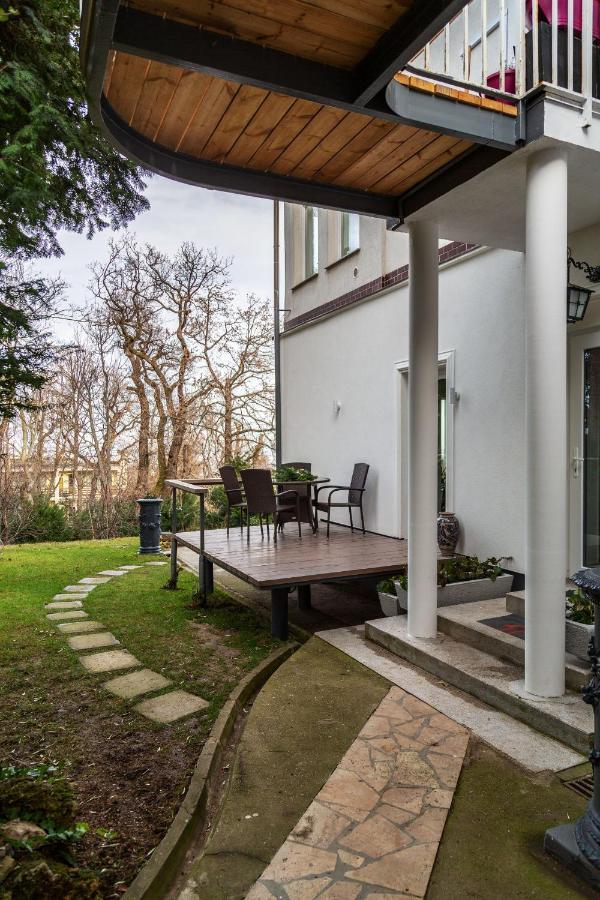 Panoramic Comfort In The Luxurious Green District! Budapest Esterno foto